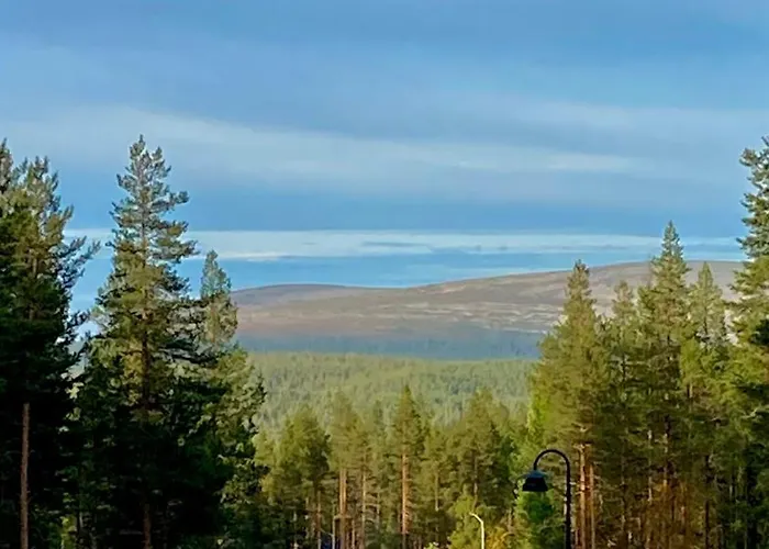 Hippu In Peaceful Location Near * Äkäslompolo