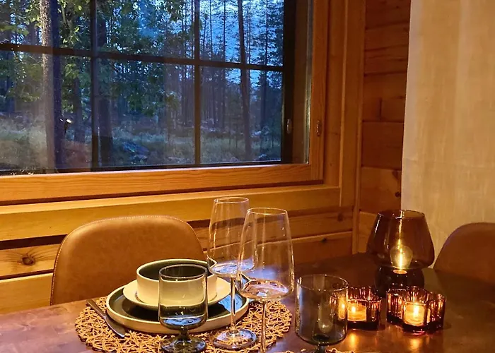 Hippu In Peaceful Location Near Äkäslompolo