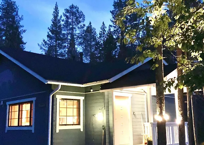 Chalet Hippu In Peaceful Location Near Äkäslompolo